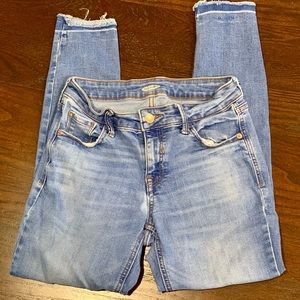 Old Navy size 0 Distressed Jeans